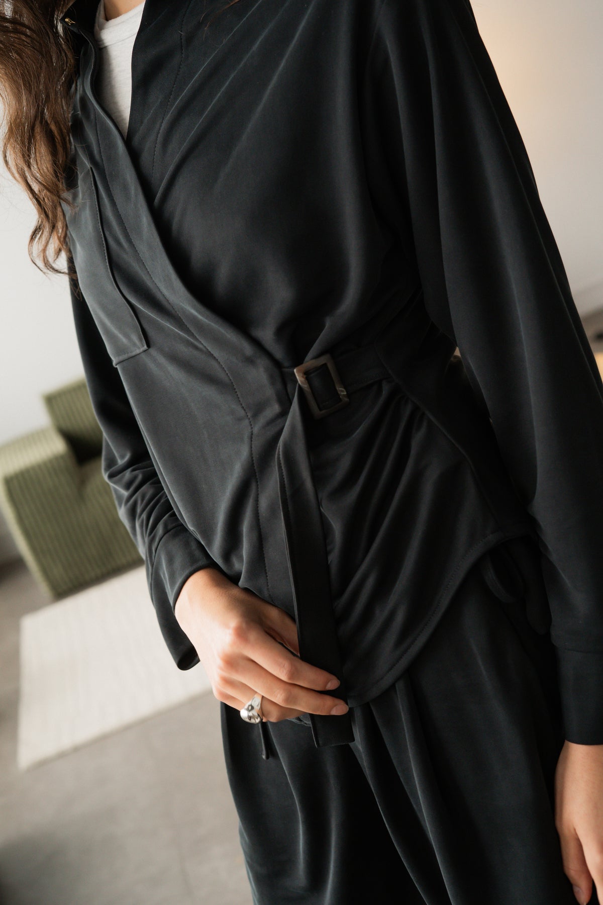 Amaya Asymmetrical Shirt (Black Cupro)