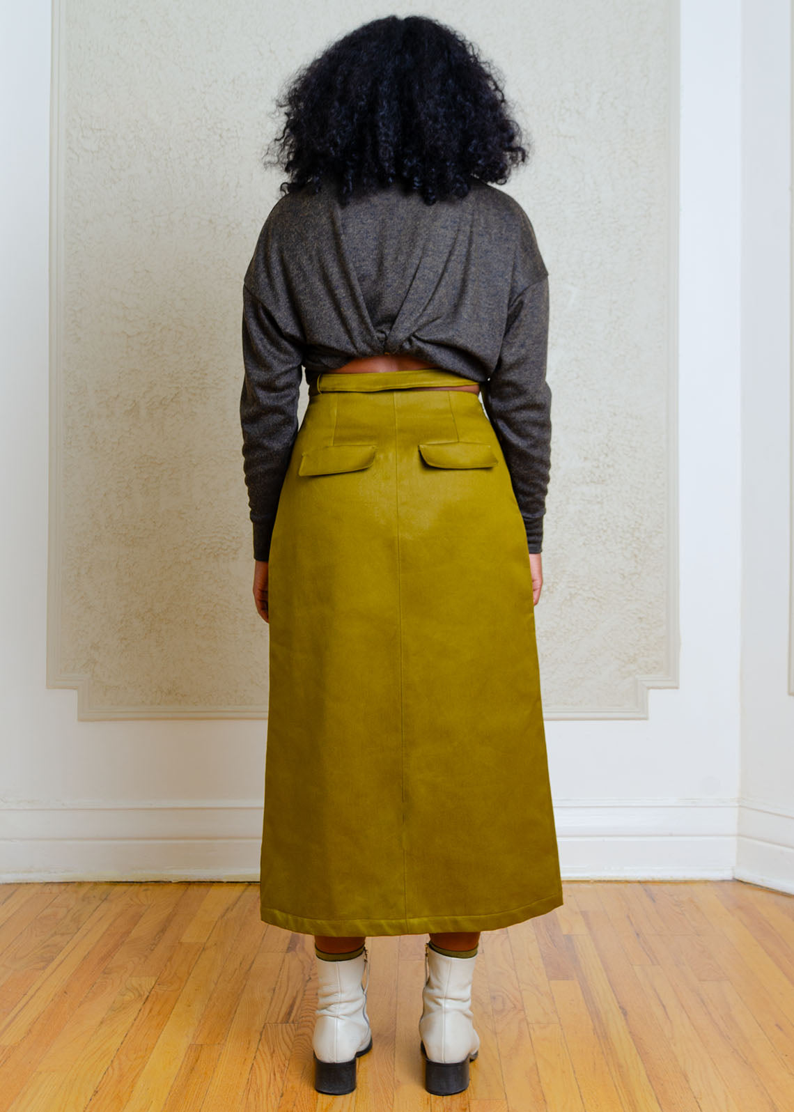 Carmine Broken Waistband Skirt (Khaki Green)