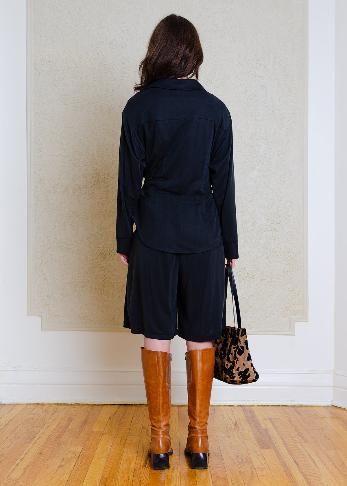 Amaya Asymmetrical Shirt (Black Cupro)